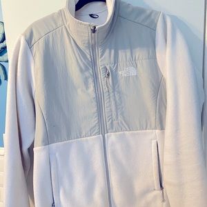 Woman’s North Face Fleece
